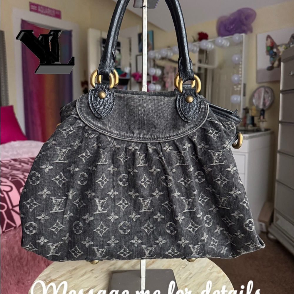 Louis Vuitton Neo Cabby Monogram
Denim Noir